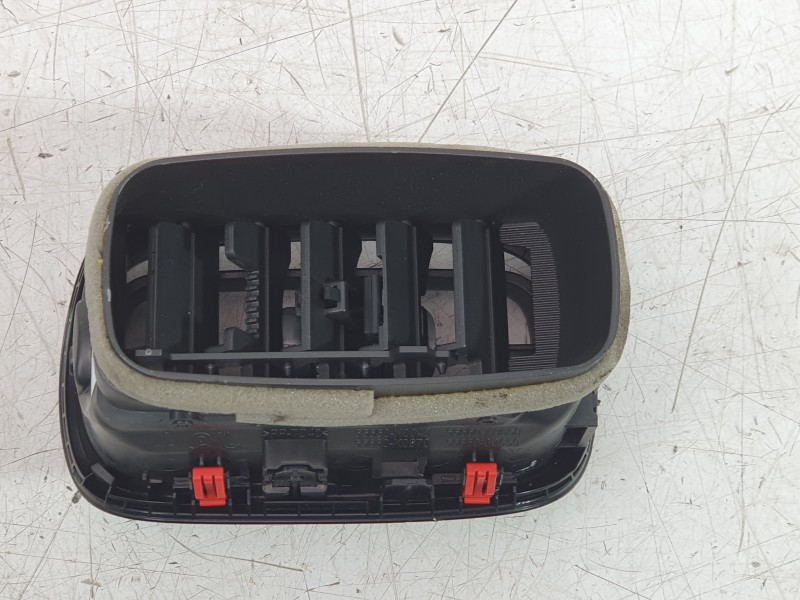 Recambio de aireador izquierdo para toyota yaris (_p21_, _pa1_, _ph1_) 1.5 (mxpa11) referencia OEM IAM 55660K0040 55660KJ0070 