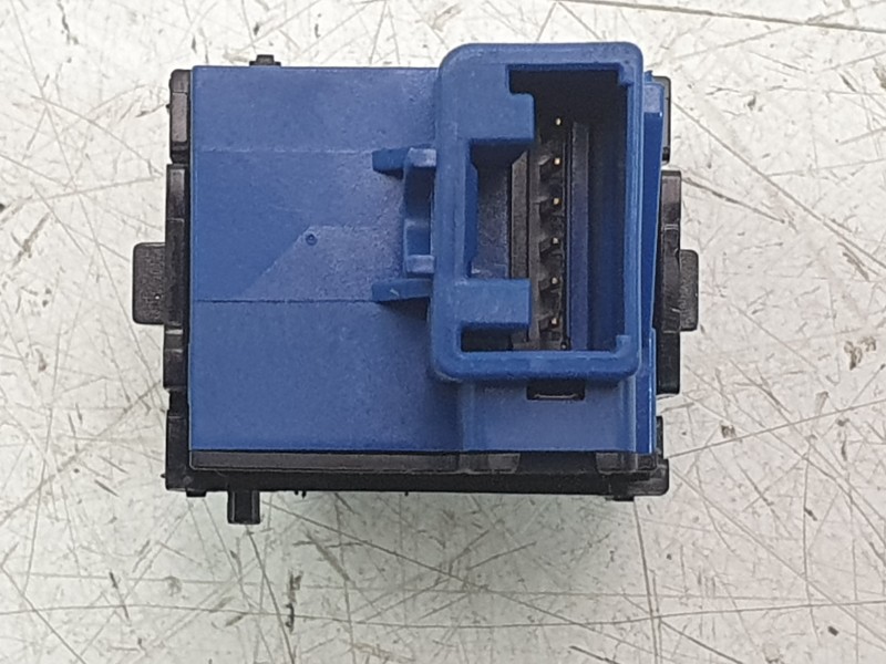 Recambio de mando regulacion faros para toyota yaris (_p21_, _pa1_, _ph1_) 1.5 (mxpa11) referencia OEM IAM 6950U34B 841520D290. 