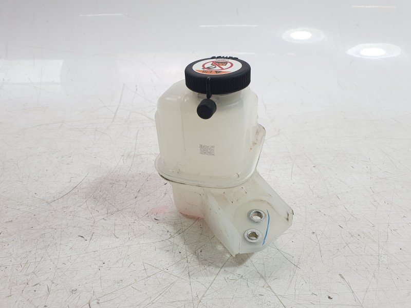 Recambio de deposito expansion para toyota yaris (_p21_, _pa1_, _ph1_) 1.5 (mxpa11) referencia OEM IAM 4722052170  