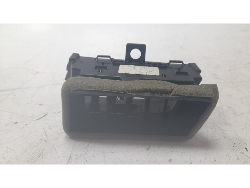 Recambio de rejilla aireadora para ford mustang mach 1 referencia OEM IAM FR3B19893A  