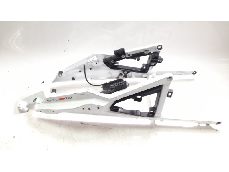 Recambio de subchasis trasero para ktm 1290 super adventure wh 1290 super adventure wh referencia OEM IAM 61903002000AB  