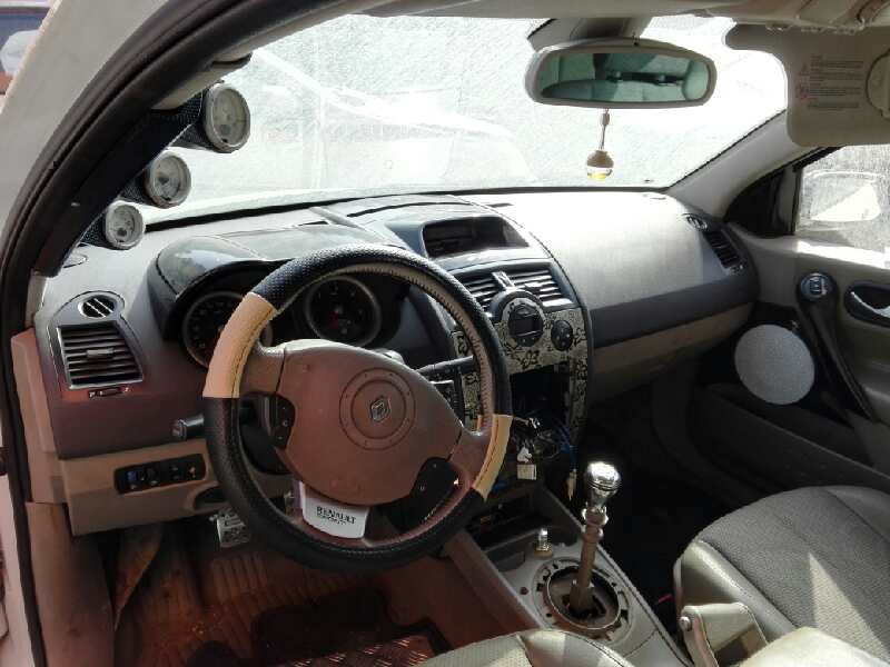 renault megane ii berlina 3p del año 2004