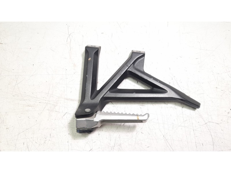 Recambio de estribo lateral para honda crf crf 1100 l africa twin dct referencia OEM IAM 50725MKSE00ZA 50730KT7761 