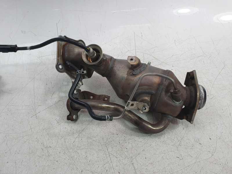 Recambio de catalizador para toyota yaris (_p21_, _pa1_, _ph1_) 1.5 (mxpa11) referencia OEM IAM 17140F3010  