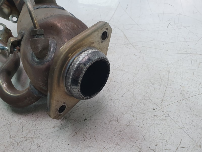 Recambio de catalizador para toyota yaris (_p21_, _pa1_, _ph1_) 1.5 (mxpa11) referencia OEM IAM 17140F3010  