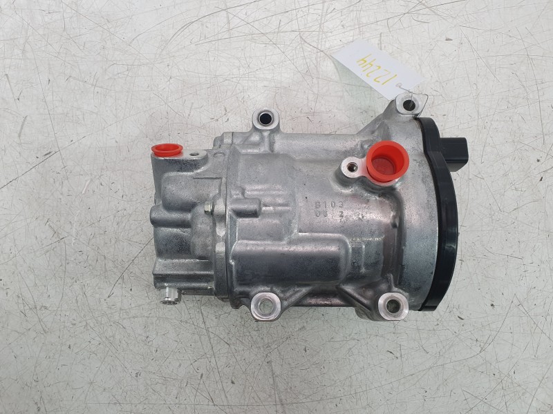 Recambio de compresor aire acondicionado para toyota yaris (_p21_, _pa1_, _ph1_) 1.5 (mxpa11) referencia OEM IAM 88370K0010 0424
