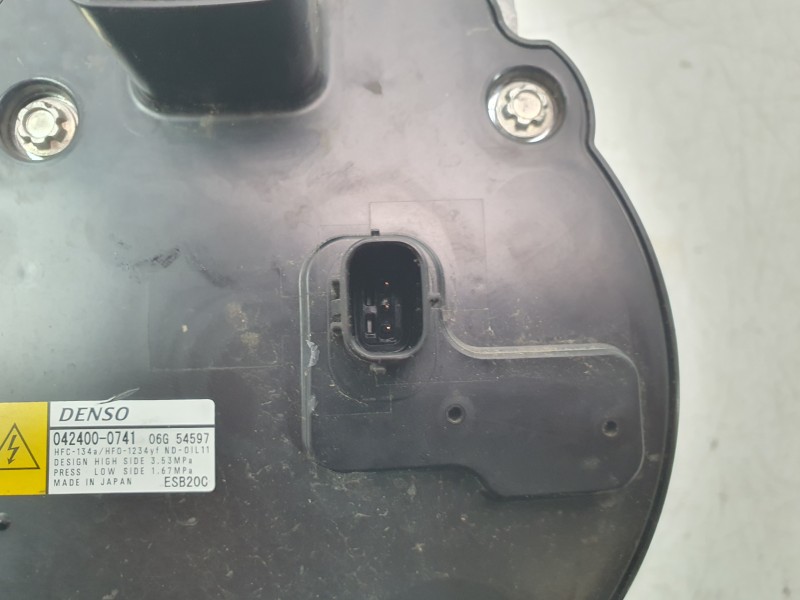 Recambio de compresor aire acondicionado para toyota yaris (_p21_, _pa1_, _ph1_) 1.5 (mxpa11) referencia OEM IAM 88370K0010 0424