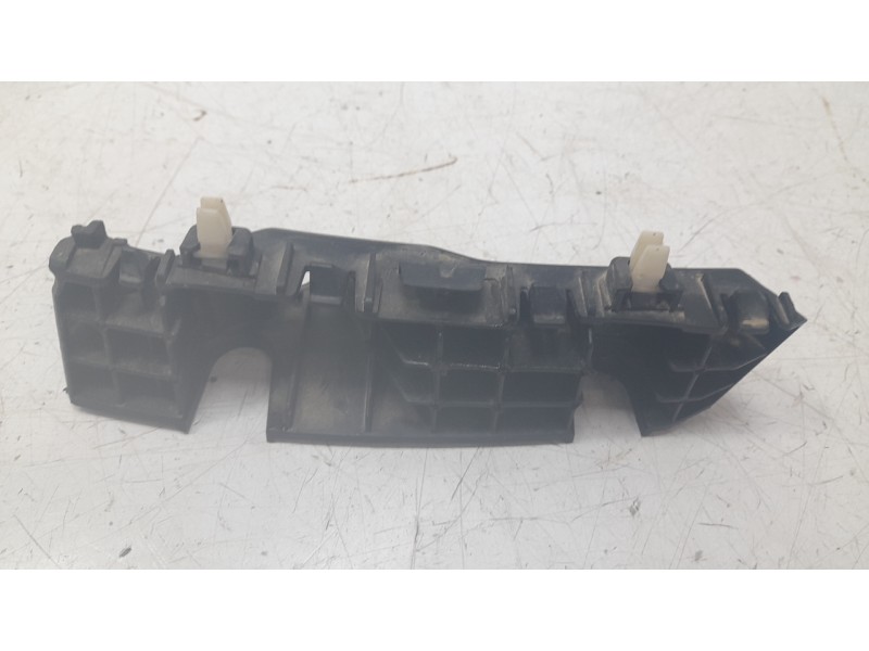 Recambio de soporte paragolpes delantero izquierdo para kia xceed (cd) 1.0 t-gdi referencia OEM IAM 86515J7CA0  