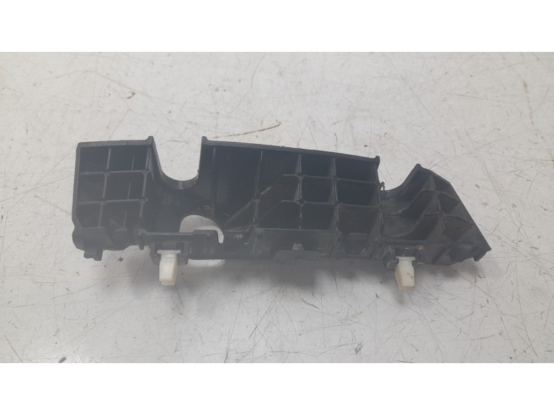 Recambio de soporte paragolpes delantero derecho para kia xceed (cd) 1.0 t-gdi referencia OEM IAM 86516J7CA0  