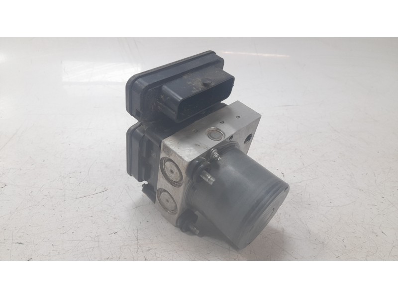 Recambio de abs para renault clio v (b7_) 1.0 lpg (b7mt) referencia OEM IAM 476607421R  