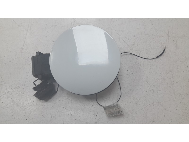 Recambio de tapa exterior combustible para renault clio v (b7_) 1.0 lpg (b7mt) referencia OEM IAM 788309557R  