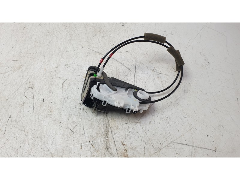 Recambio de cerradura puerta trasera izquierda para toyota yaris cross (mxp_) 1.5 hybrid (mxpj10) referencia OEM IAM 69060K0030 