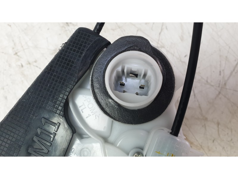 Recambio de cerradura puerta trasera izquierda para toyota yaris cross (mxp_) 1.5 hybrid (mxpj10) referencia OEM IAM 69060K0030 