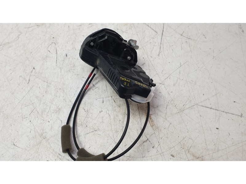 Recambio de cerradura puerta trasera izquierda para toyota yaris cross (mxp_) 1.5 hybrid (mxpj10) referencia OEM IAM 69060K0030 