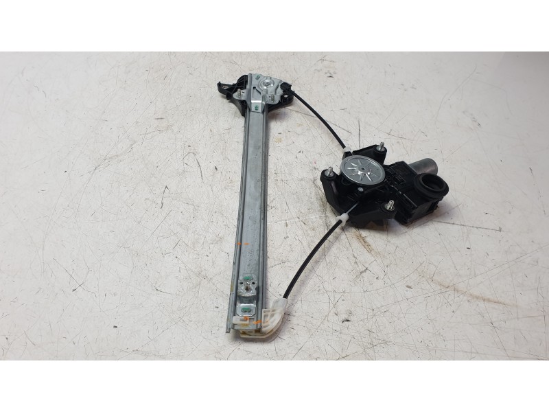 Recambio de elevalunas trasero derecho para toyota yaris cross (mxp_) 1.5 hybrid (mxpj10) referencia OEM IAM 698300D500 857200D4