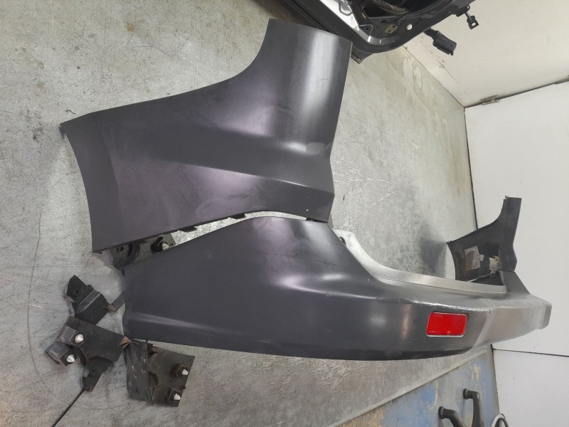 Recambio de paragolpes trasero para ford transit courier b460 furgoneta/monovolumen 1.5 tdci referencia OEM IAM 2465725  