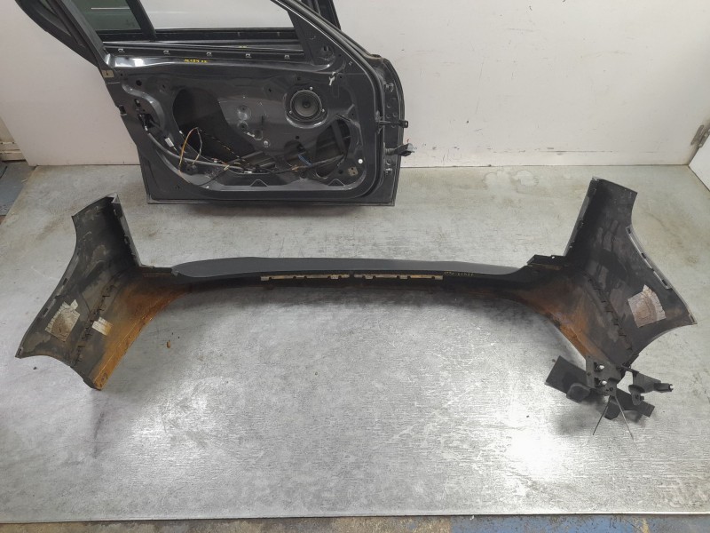 Recambio de paragolpes trasero para ford transit courier b460 furgoneta/monovolumen 1.5 tdci referencia OEM IAM 2465725  