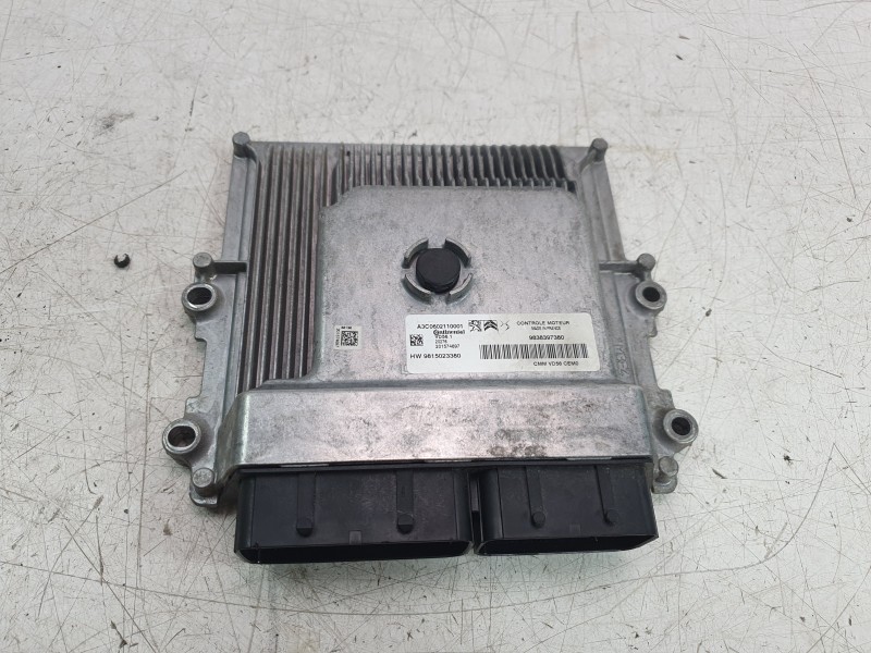 Recambio de centralita motor uce para opel grandland / grandland x (a18, p1uo) 1.2 (75) referencia OEM IAM 9838397380  