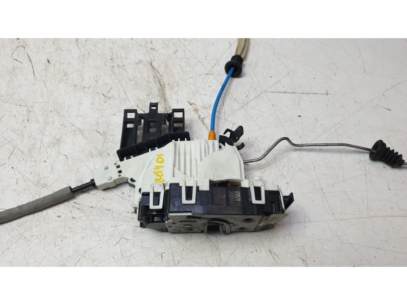 Recambio de cerradura puerta delantera izquierda para mercedes-benz clase cla (w117) cla 200 cdi (117.308) referencia OEM IAM 09
