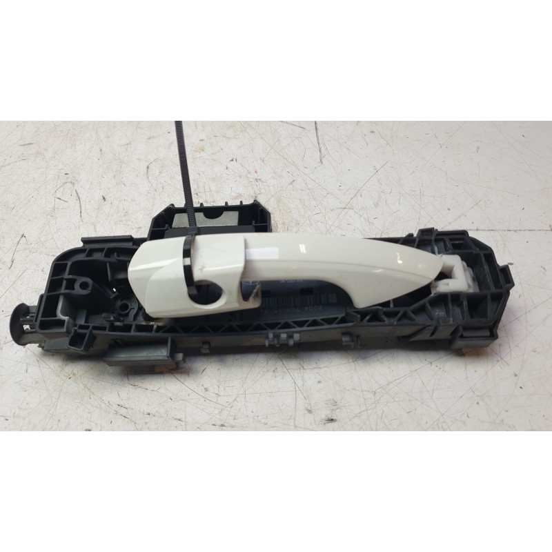Recambio de maneta exterior delantera izquierda para mercedes-benz clase cla (w117) cla 200 cdi (117.308) referencia OEM IAM 204