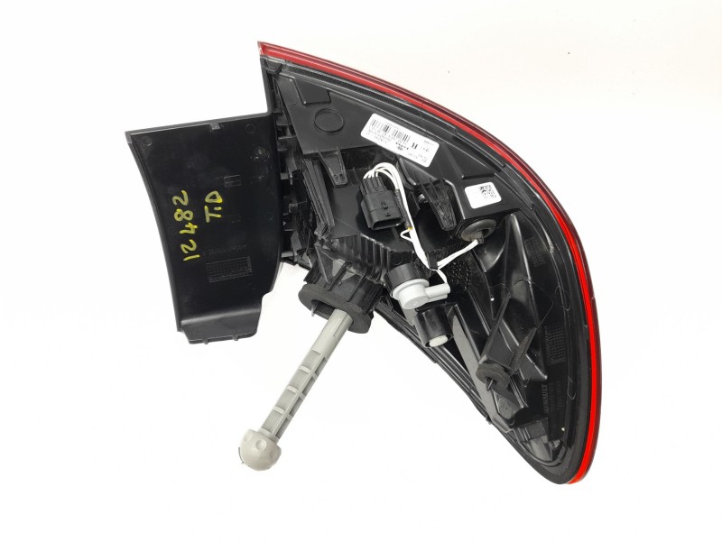 Recambio de piloto trasero derecho para mitsubishi colt referencia OEM IAM 265509761R  103F18140770/RN3324165/16018522/5500502