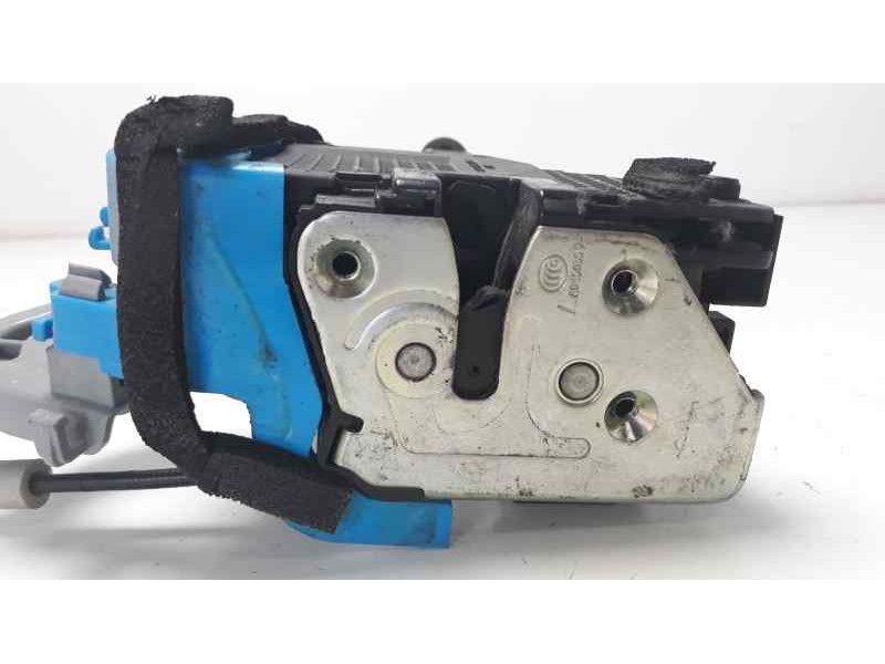 Recambio de cerradura puerta trasera izquierda para kia cee´d 1.4 crdi cat referencia OEM IAM 81410A2100  