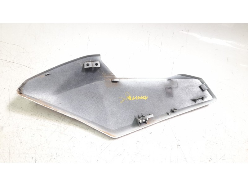 Recambio de moldura para honda crf crf 1100 l africa twin dct referencia OEM IAM 83611MKSP000 83610MLGE50ZA 