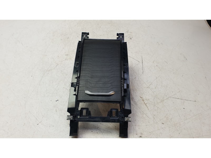 Recambio de guantera para citroën c4 picasso ii 1.6 bluehdi 120 referencia OEM IAM 9677280477  
