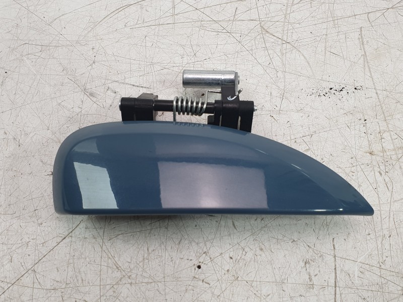 Recambio de maneta exterior delantera derecha para dacia spring referencia OEM IAM 8201748499  