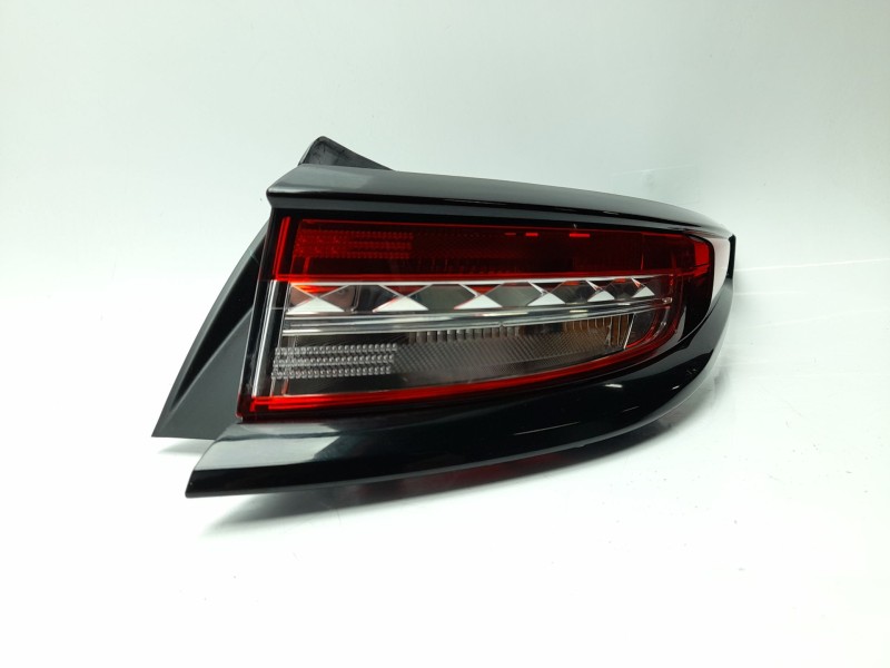 Recambio de piloto trasero derecho para ds ds 3 / ds 3 crossback (ur_, uc_, uj_) 1.5 bluehdi 100 referencia OEM IAM 9820831280  