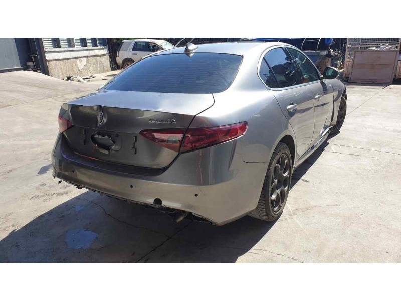 alfa romeo giulia (952) del año 2018