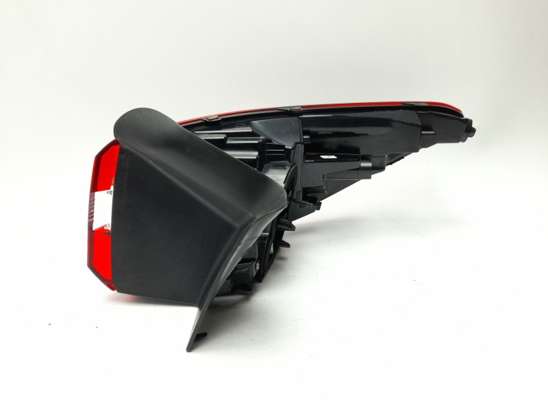 Recambio de piloto trasero izquierdo para opel grandland / grandland x (a18, p1uo) 1.2 (75) referencia OEM IAM YP00098380  104LL