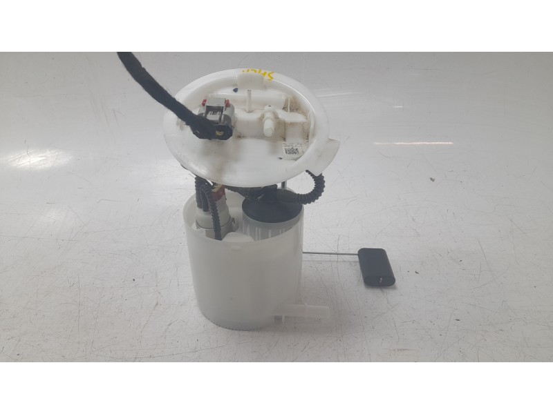 Recambio de bomba combustible para ford mustang mach 1 referencia OEM IAM 2213657  