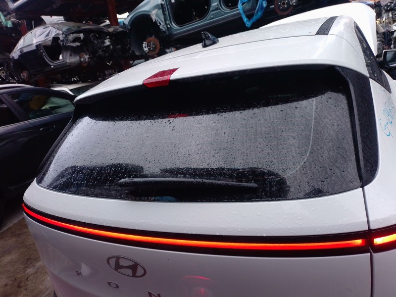 Recambio de piloto trasero central para hyundai kona maxx 2wd referencia OEM IAM   