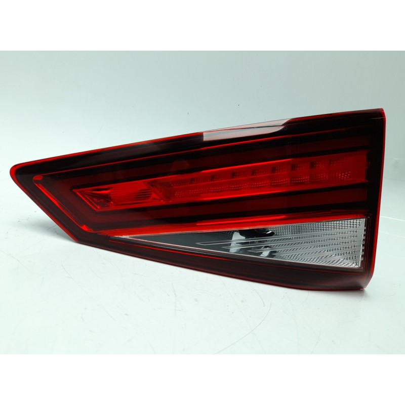 Recambio de piloto trasero derecho interior para seat ateca (kh7, khp) 1.5 tsi referencia OEM IAM 575945308D  