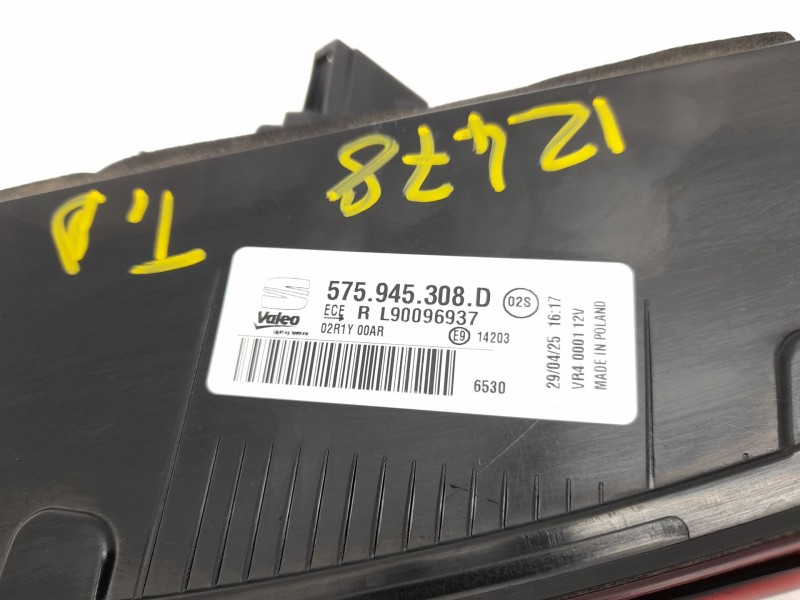 Recambio de piloto trasero derecho interior para seat ateca (kh7, khp) 1.5 tsi referencia OEM IAM 575945308D  