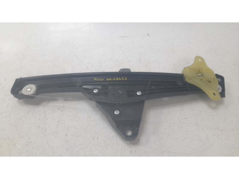Recambio de elevalunas delantero derecho para renault clio v (b7_) tce 90 (b7mt) referencia OEM IAM 807201776R  