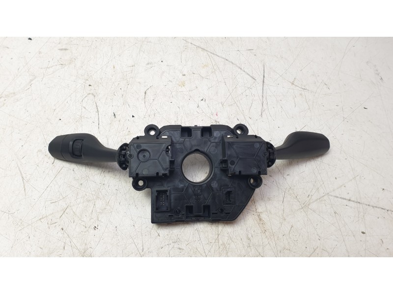 Recambio de mando multifuncion para bmw x2 (f39) sdrive 18 d referencia OEM IAM 6827369AI02  