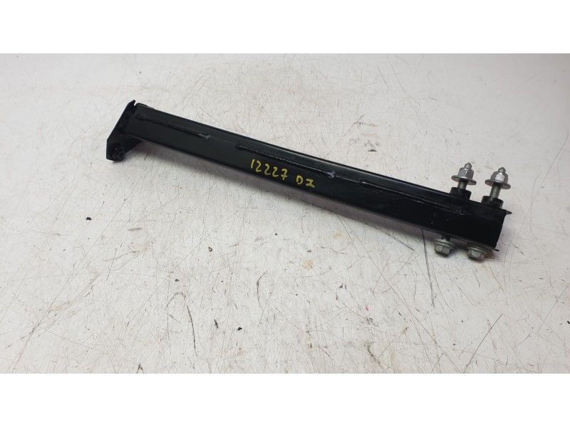 Recambio de refuerzo paragolpes delantero para renault captur ii (hf_) tce 90 (hfm6) referencia OEM IAM 561119603R  