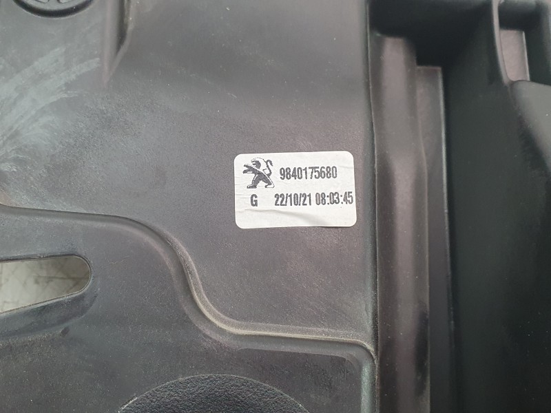 Recambio de elevalunas delantero izquierdo para opel combo furgoneta/monovolumen (k9) 1.5 d referencia OEM IAM 9840175680  