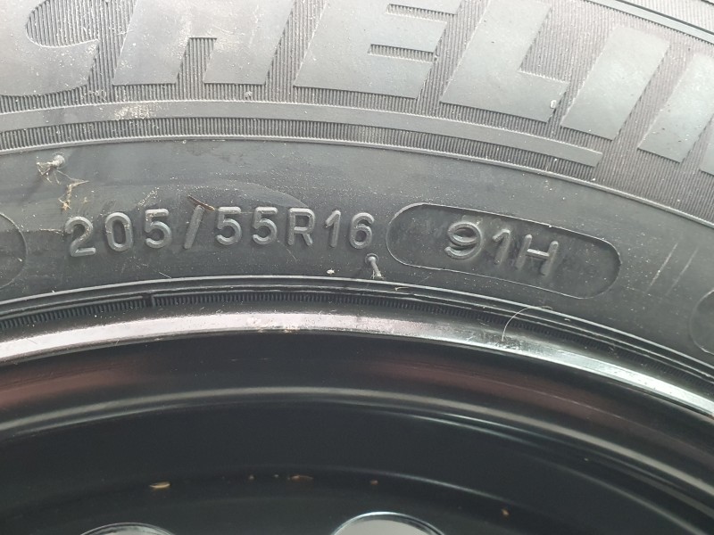 Recambio de neumatico repuesto para renault megane iv hatchback (b9a/m/n_) 1.5 dci 110 (b9a3) referencia OEM IAM 403009306R  