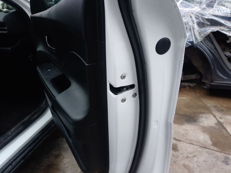 Recambio de cerradura puerta delantera derecha para hyundai kona maxx 2wd referencia OEM IAM   