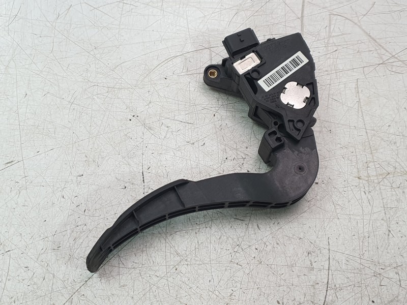 Recambio de potenciometro pedal para renault megane iv hatchback (b9a/m/n_) 1.5 dci 110 (b9a3) referencia OEM IAM 180020000R  