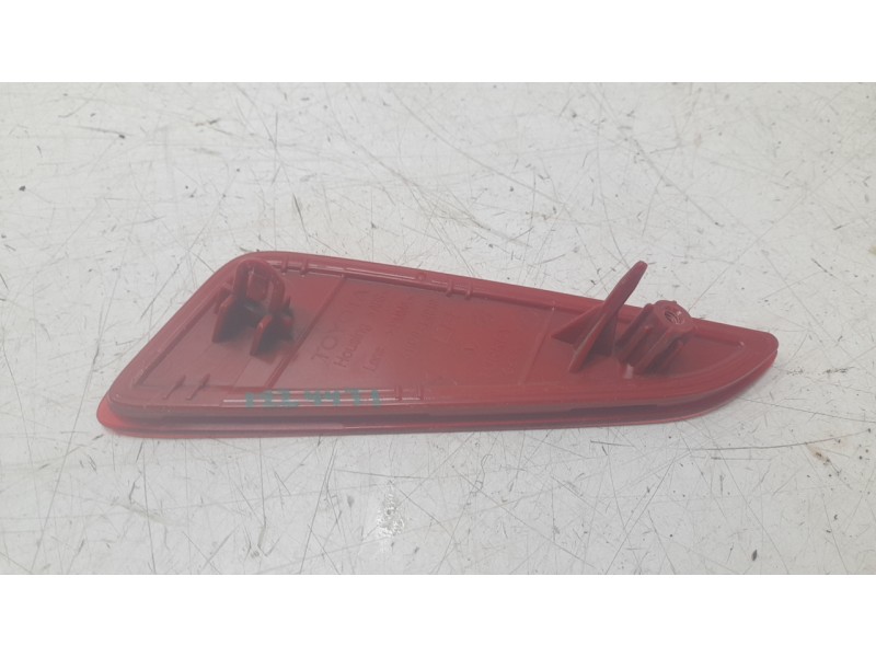 Recambio de piloto trasero izquierdo paragolpes para toyota yaris (_p21_, _pa1_, _ph1_) 1.5 (mxpa11) referencia OEM IAM 81920F40