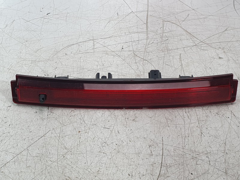 Recambio de luz central de freno para renault megane iv hatchback (b9a/m/n_) 1.5 dci 110 (b9a3) referencia OEM IAM 265902759R  1