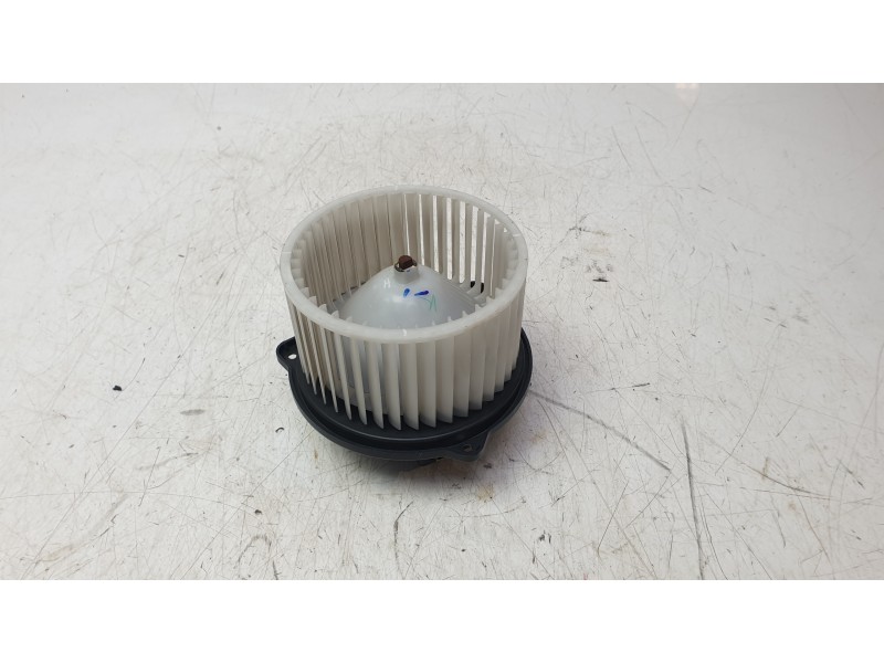 Recambio de motor calefaccion para hyundai i20 iii (bc3, bi3) 1.0 t-gdi referencia OEM IAM 97113F9000  34565 , 34584