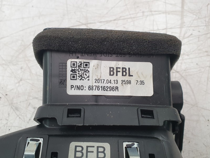 Recambio de aireador izquierdo para renault megane iv hatchback (b9a/m/n_) 1.5 dci 110 (b9a3) referencia OEM IAM 687616296R  