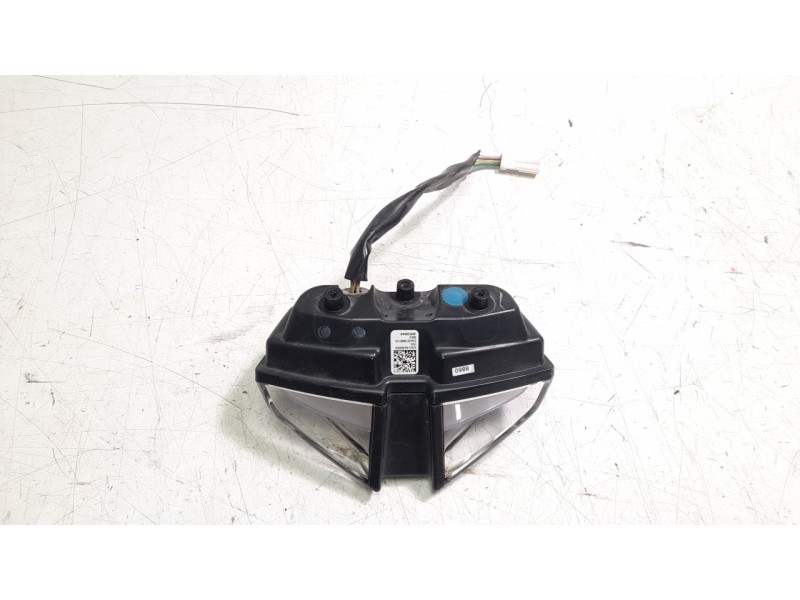 Recambio de piloto trasero central para ktm 1290 super adventure wh 1290 super adventure wh referencia OEM IAM 63514040000  