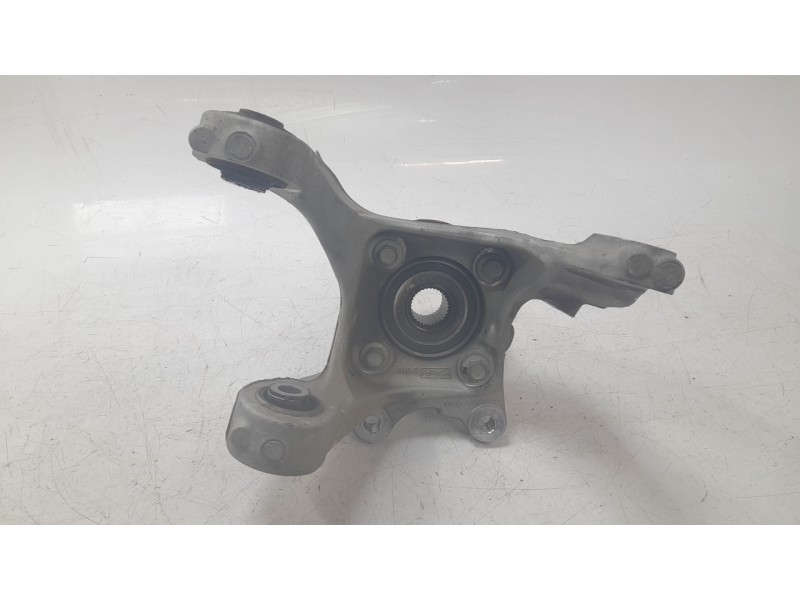 Recambio de mangueta trasera derecha para ford mustang mach 1 referencia OEM IAM 2376812  