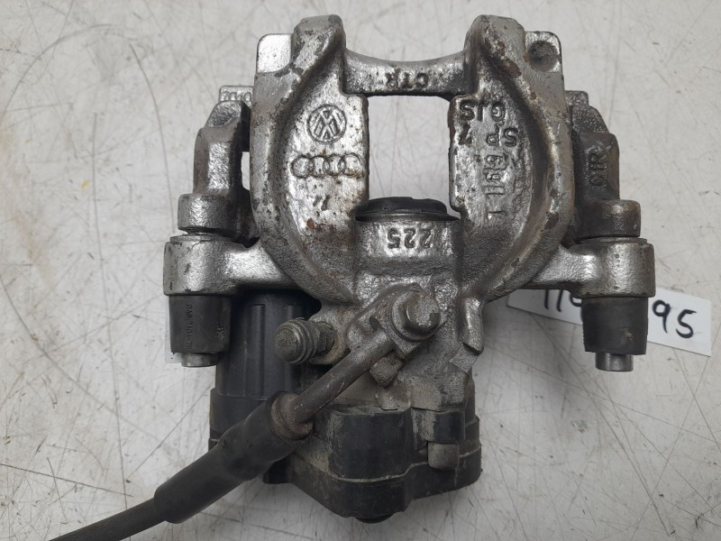 Recambio de pinza freno trasera izquierda para volkswagen golf vii lim. 1.6 tdi dpf referencia OEM IAM 5Q0615405CK  